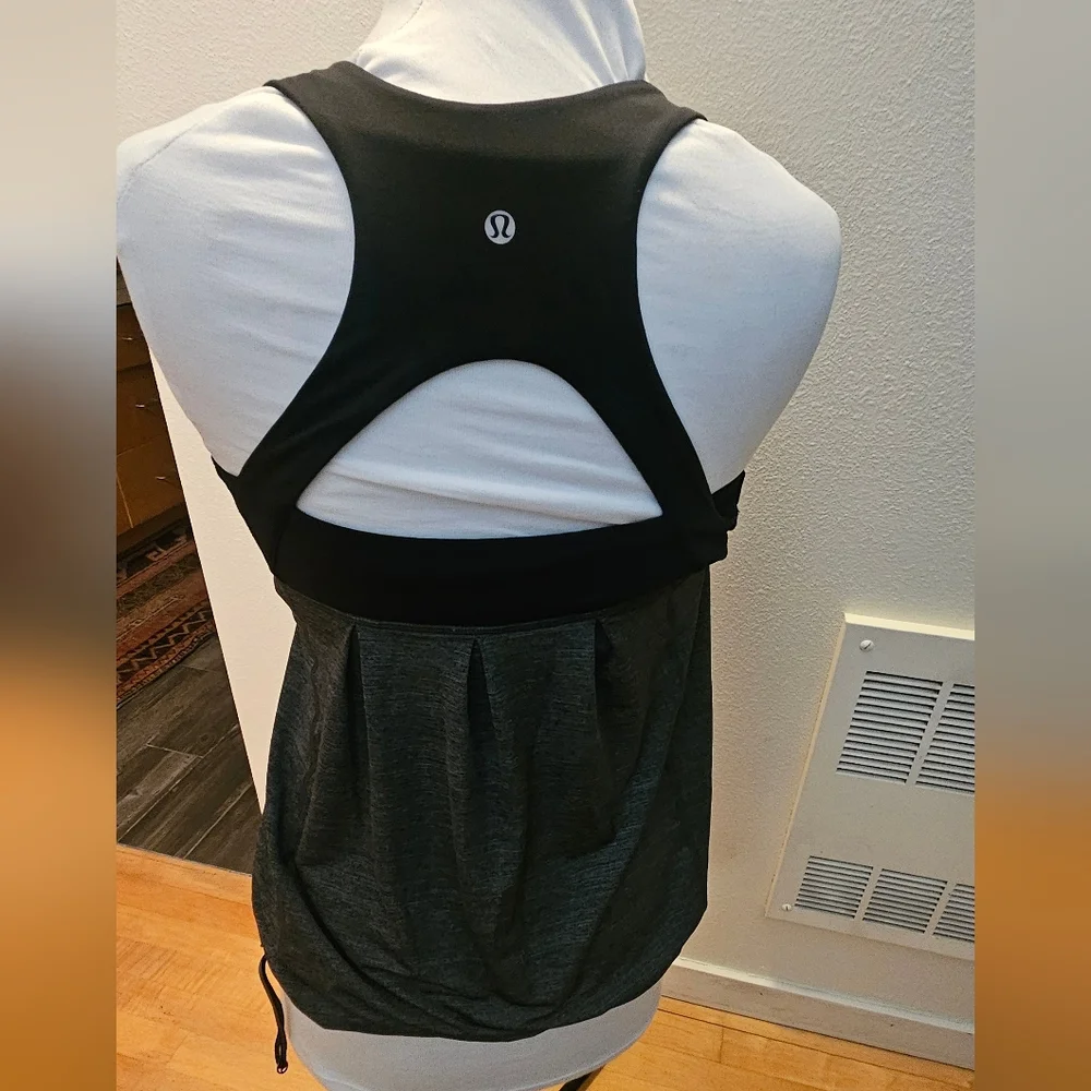 Lululemon Drawstring Waist/ Built In Bra Tank Top Size S Yoga/ Work Out - Picture 7 of 7